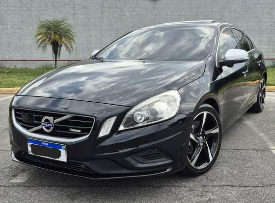 VOLVO S60 3.0 T6 R-DESIGN AWD GASOLINA 4P AUTOMÁTICO VOLVO S60 3.0 T6 R-DESIGN AWD GASOLINA 4P AUTOMÁTICO